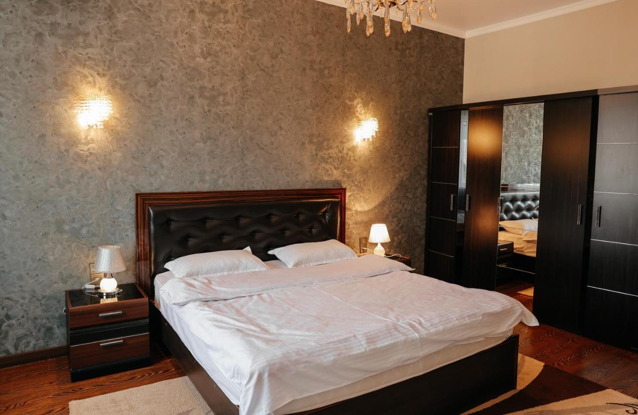 Grand Hotel Бишкек Экстерьер фото